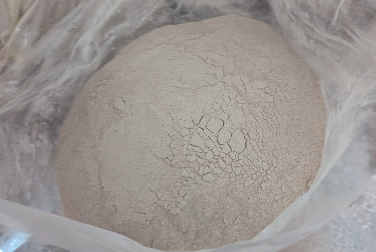 gum benzoin dust